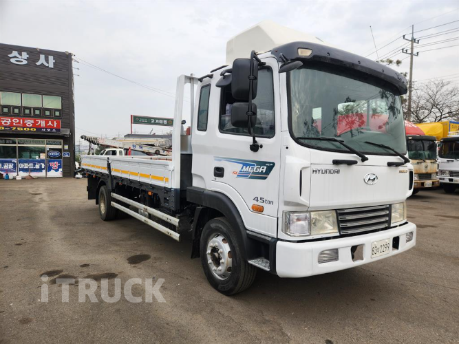 현대 메가트럭 250 단바리 카고 4.5톤 수동 - 중고 트럭 매물 이미지