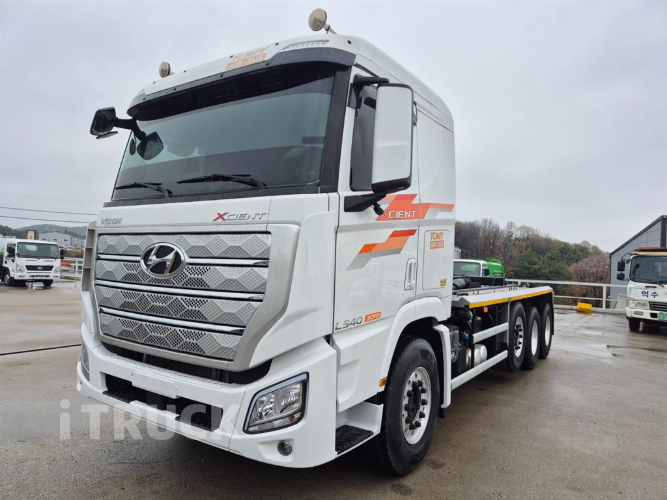 현대 엑시언트 암롤 540 21톤 오토 앞축 - 중고 트럭 매물 이미지