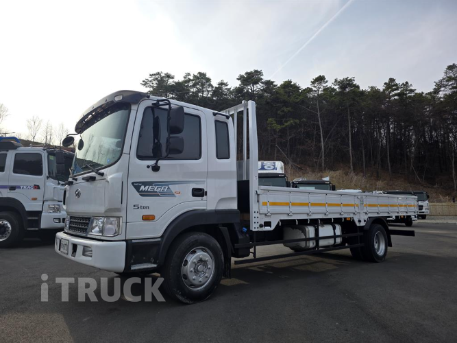 현대 메가트럭 280 단바리 카고 5톤 수동 - 중고 트럭 매물 이미지