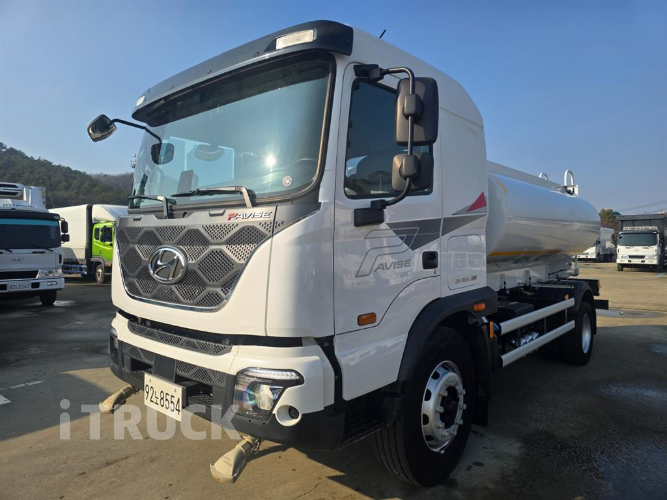 현대 살수차 파비스 스텐탱크 9,000L 오토 - 중고 트럭 매물 이미지