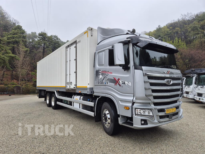 타타대우 맥쎈 320 후축 냉동 컨테이너탑 14톤 오토 - 중고 트럭 매물 이미지