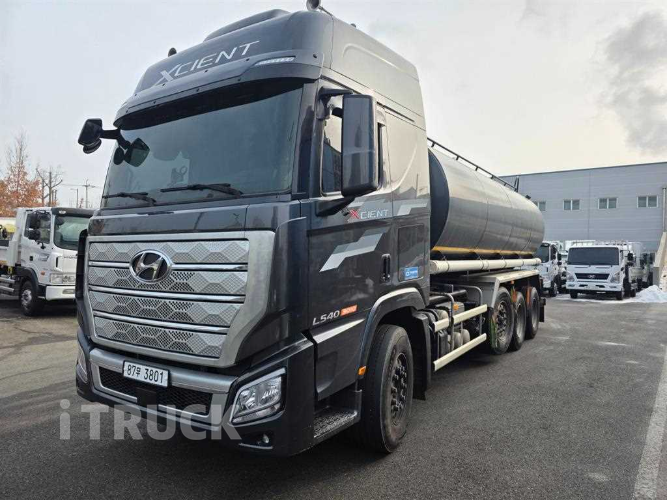 현대 버큠로리 엑시언트 프로 스텐탱크 23,500L 오토 - 중고 트럭 매물 이미지