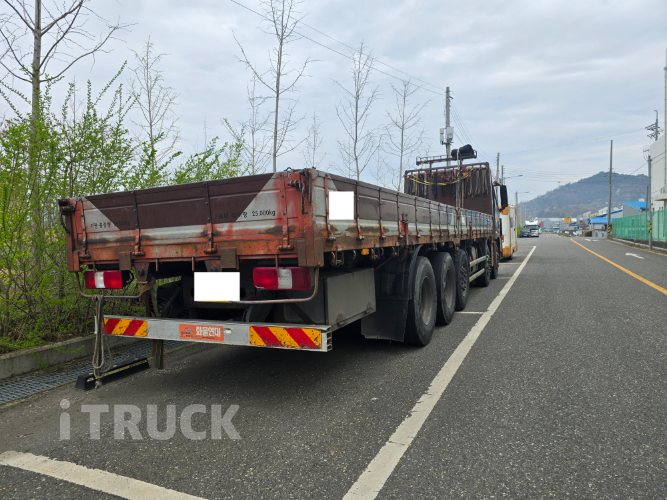 현대 트라고엑시언트 520 앞축 카고 25톤 오토 리타더 - 중고 트럭 매물 이미지