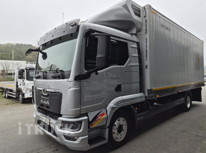 만 TGL 4톤 광폭 냉동탑 - 중고 트럭 매물 이미지