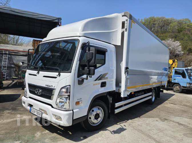 현대 마이티와이드 3.5톤 광폭 윙바디 - 중고 트럭 매물 이미지