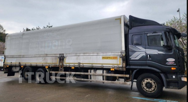 타타대우 프리마 320 후축 윙바디 8.5톤 수동 - 중고 트럭 매물 이미지