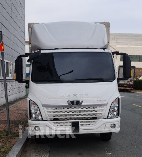 타타대우 더쎈 4.4톤 광폭 윙바디 데이캡(슈퍼캡, 킹캡) - 중고 트럭 매물 이미지