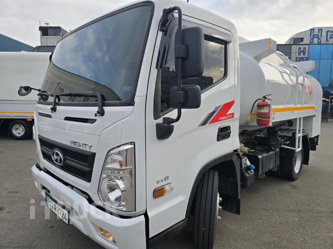 현대 탱크로리 올뉴마이티 알탱크 5,000L 수동 - 중고 트럭 매물 이미지