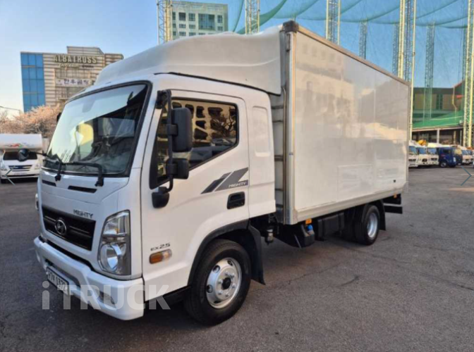 현대 올뉴마이티 2.5톤 냉동탑 - 중고 트럭 매물 이미지