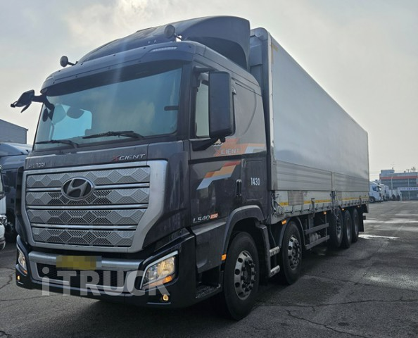 현대 엑시언트 540 앞축 상승윙바디 25톤 오토 - 중고 트럭 매물 이미지