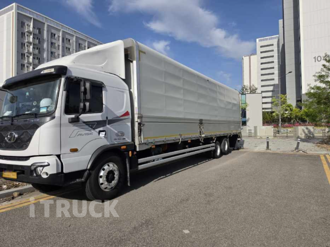 현대 파비스 325 후축 윙바디 8.5톤 오토 - 중고 트럭 매물 이미지