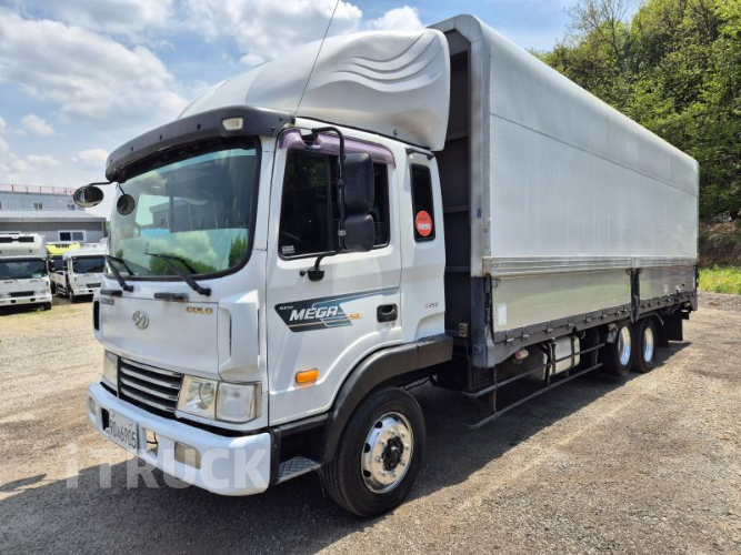 현대 메가트럭 250 앞축 윙바디 4.5톤 수동 - 중고 트럭 매물 이미지