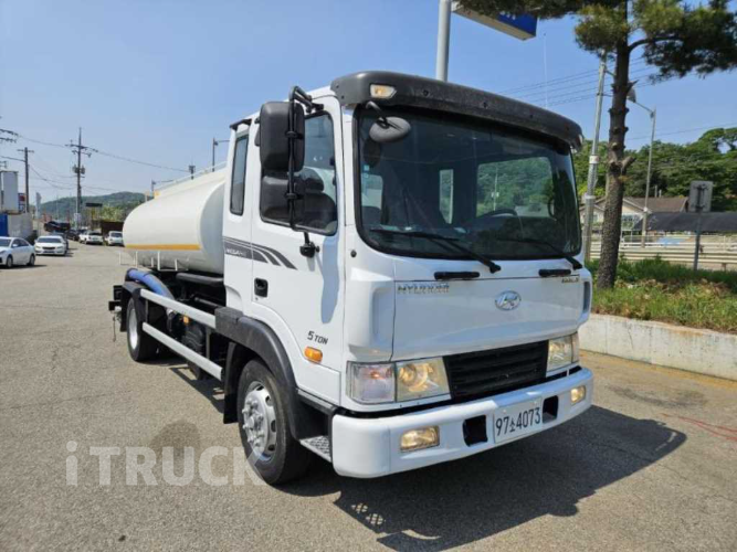 현대 버큠로리 메가트럭 스텐탱크 7,900L 수동 - 중고 트럭 매물 이미지