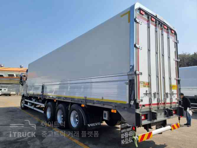 FH 500 후축 윙바디 21톤 오토