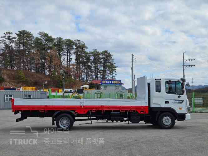 메가트럭 250 단바리 카고 4.5톤 수동 - 중고 트럭 매물 이미지