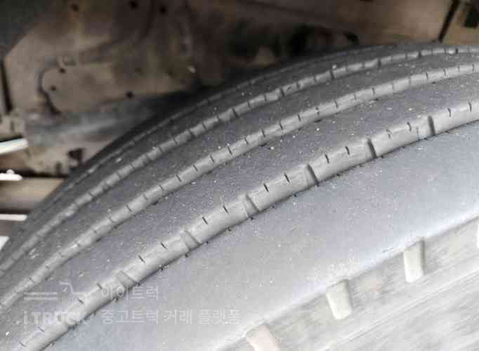 엑시언트 540 앞축 상승윙바디 25톤 오토 리타더