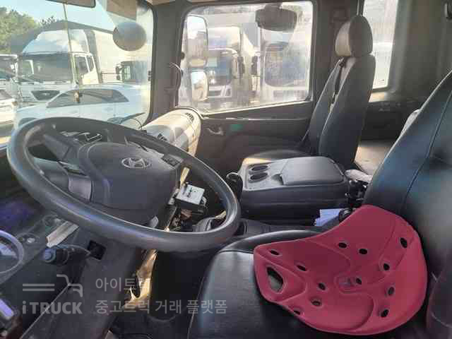 현대 가축운반차 메가트럭 4.5톤 260