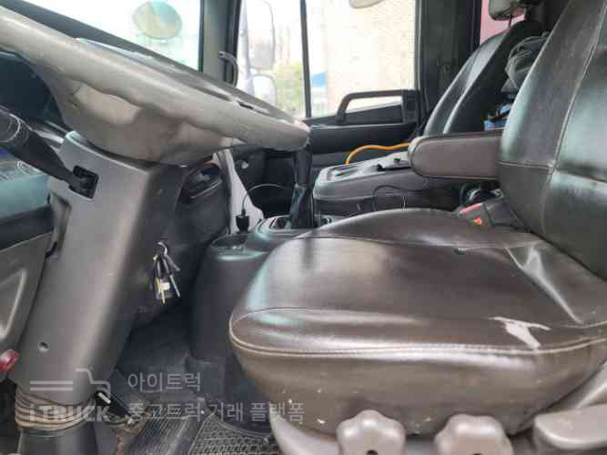 현대 돼지운반차 메가트럭 5톤 260