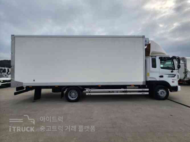 현대 메가트럭 단바리 냉동탑 5톤 수동