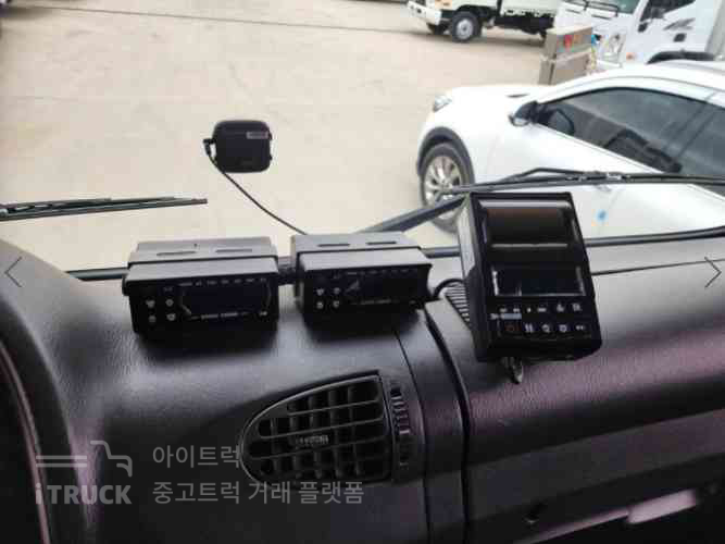 현대 메가트럭 단바리 냉동탑 5톤 수동