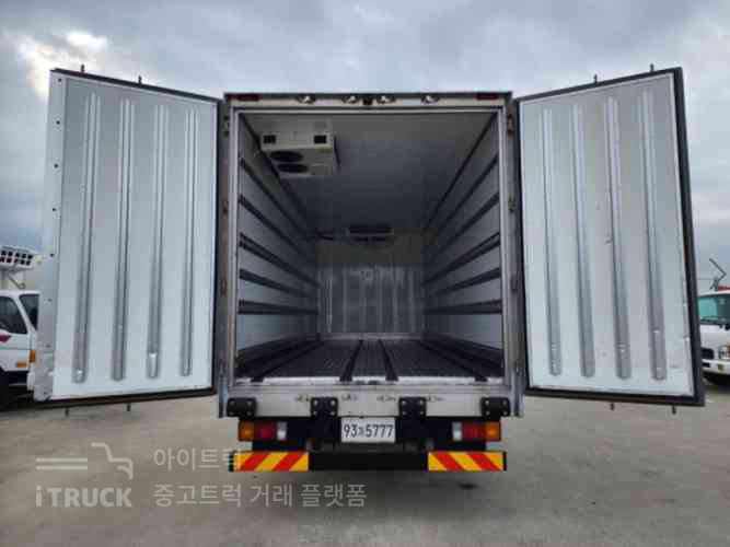 현대 메가트럭 단바리 냉동탑 5톤 수동
