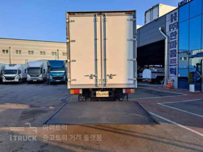 메가트럭 단바리 표준탑 5톤 수동